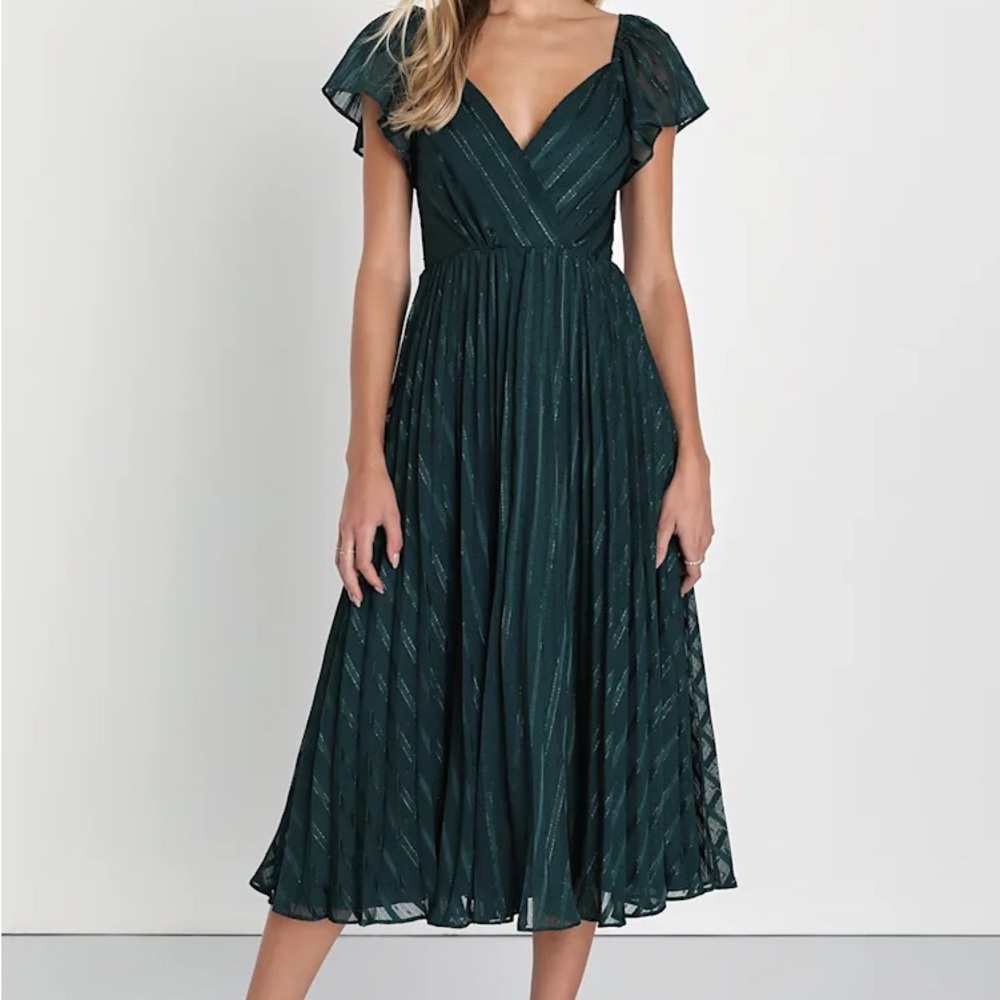 Lulu's Deep Green Pleated Midi Dress